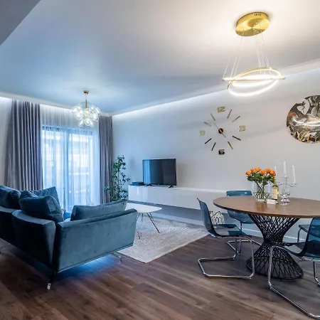 شقة Loft House Premium فروتسواف
