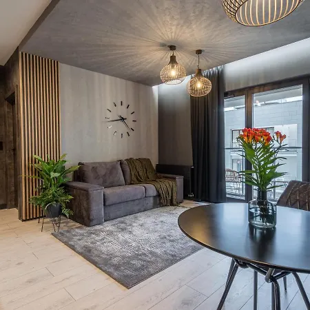 Loft House Premium شقة